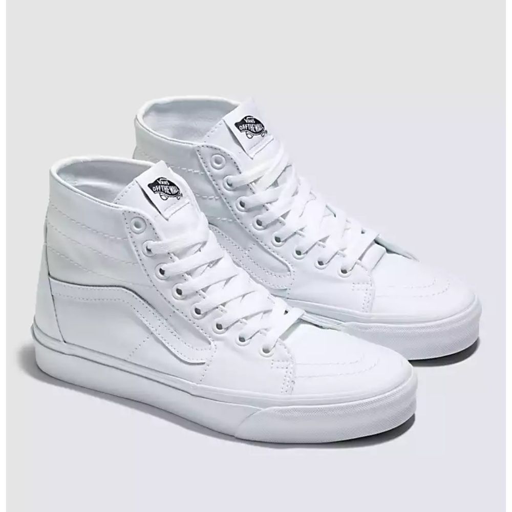 Vans women’s high tapered canvas shoe size 7.5, never worn